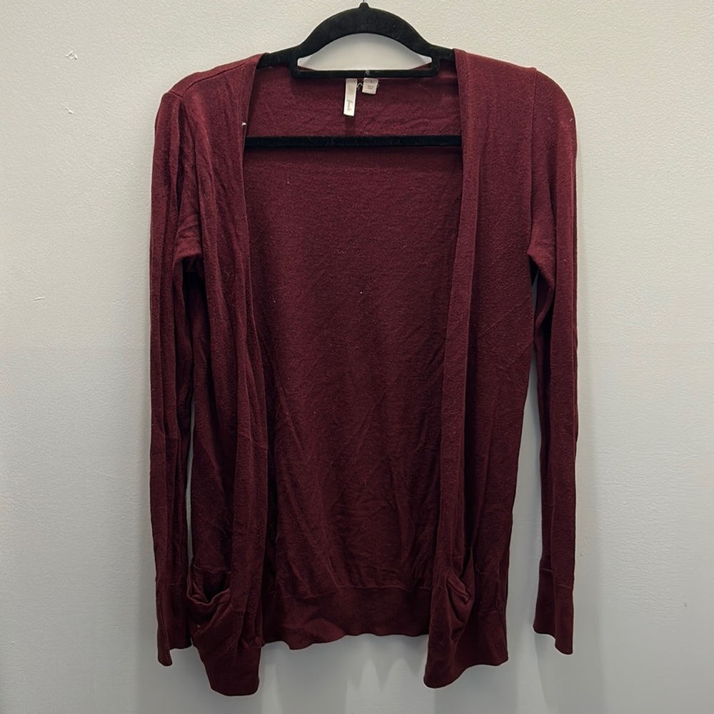 Light weight maroon cardigan